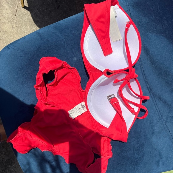 Hollister bikini - Picture 3 of 4